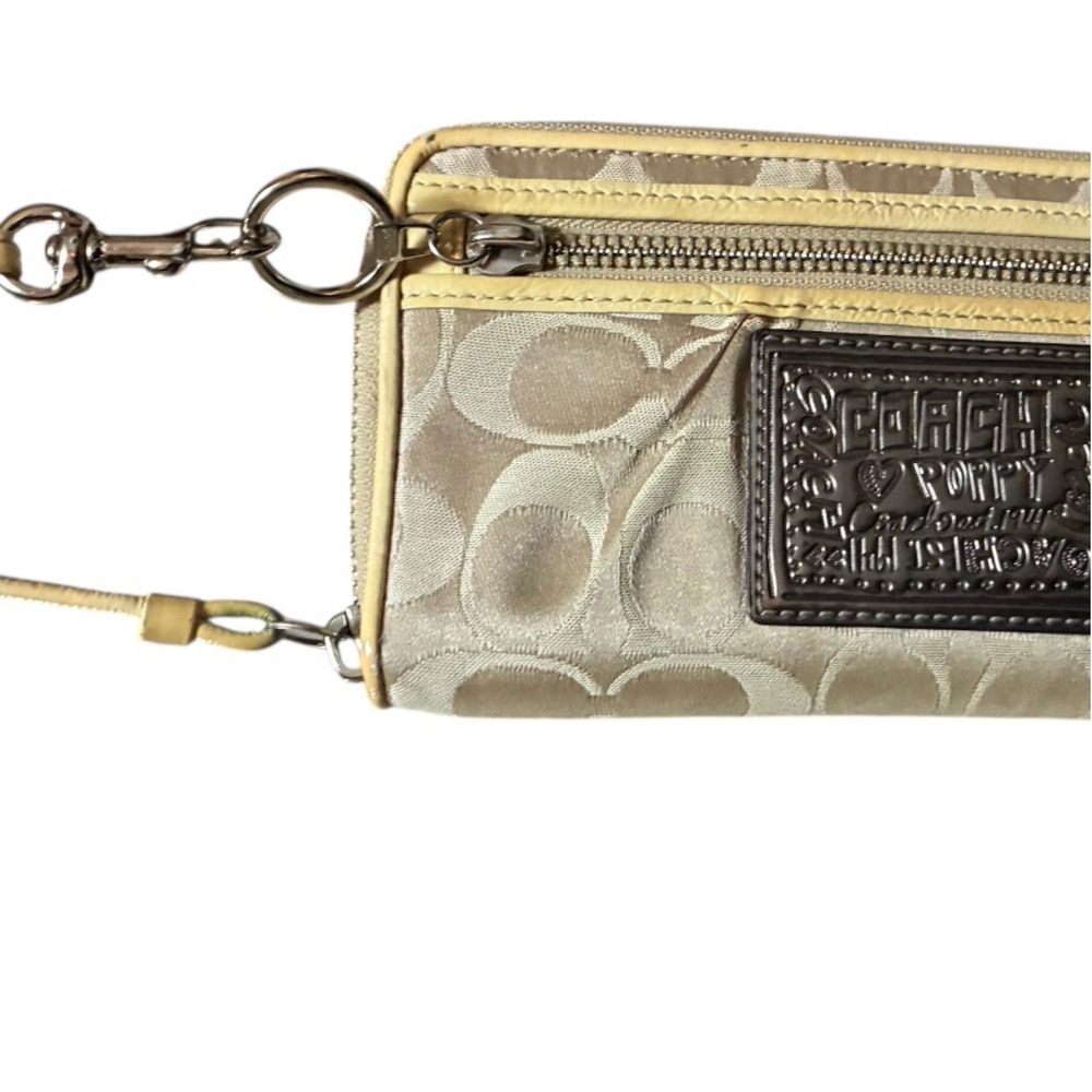 Coach Poppy Yellow Signature Wristlet Wallet - Picture 11 of 12
